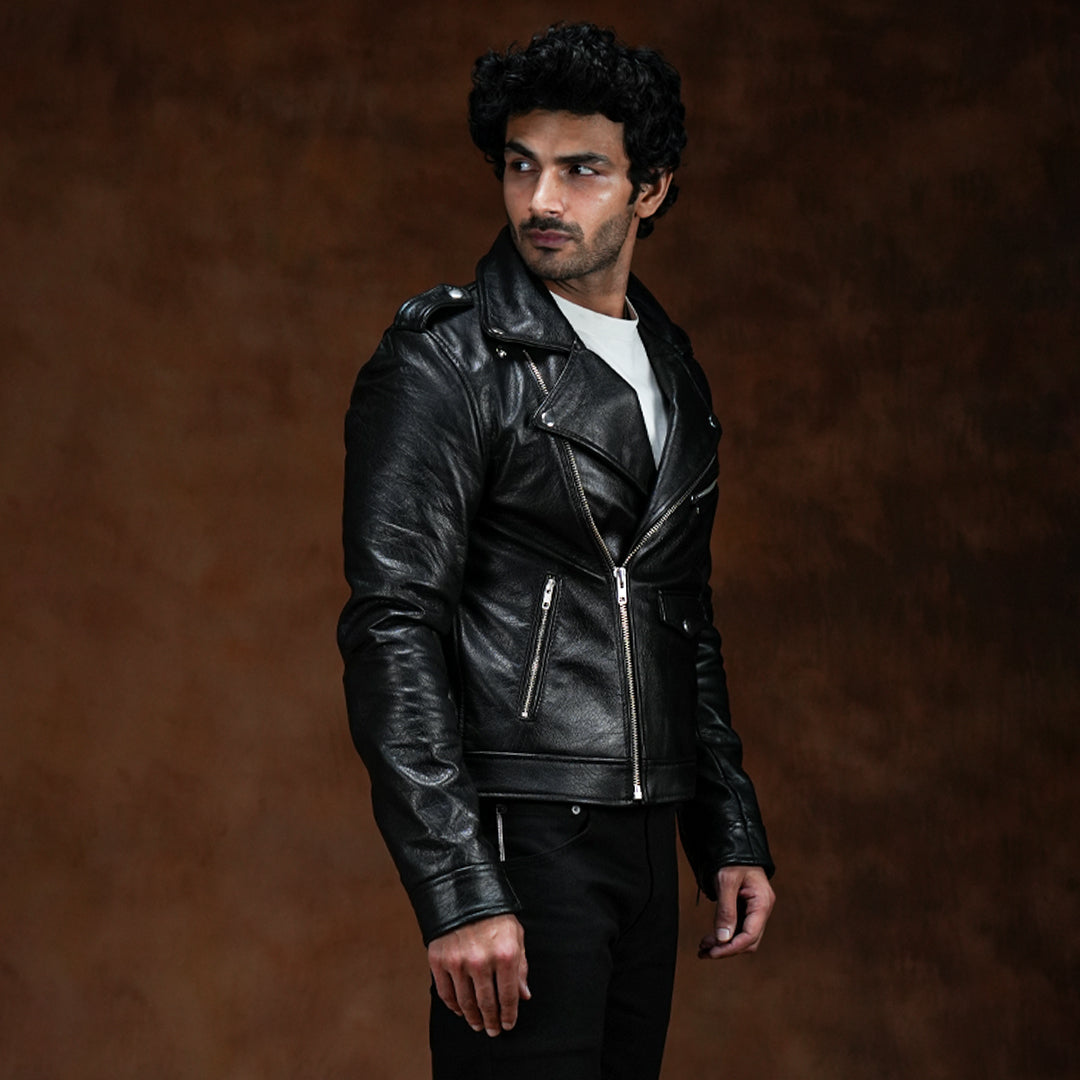 Johnny Jacket (Raven Black)