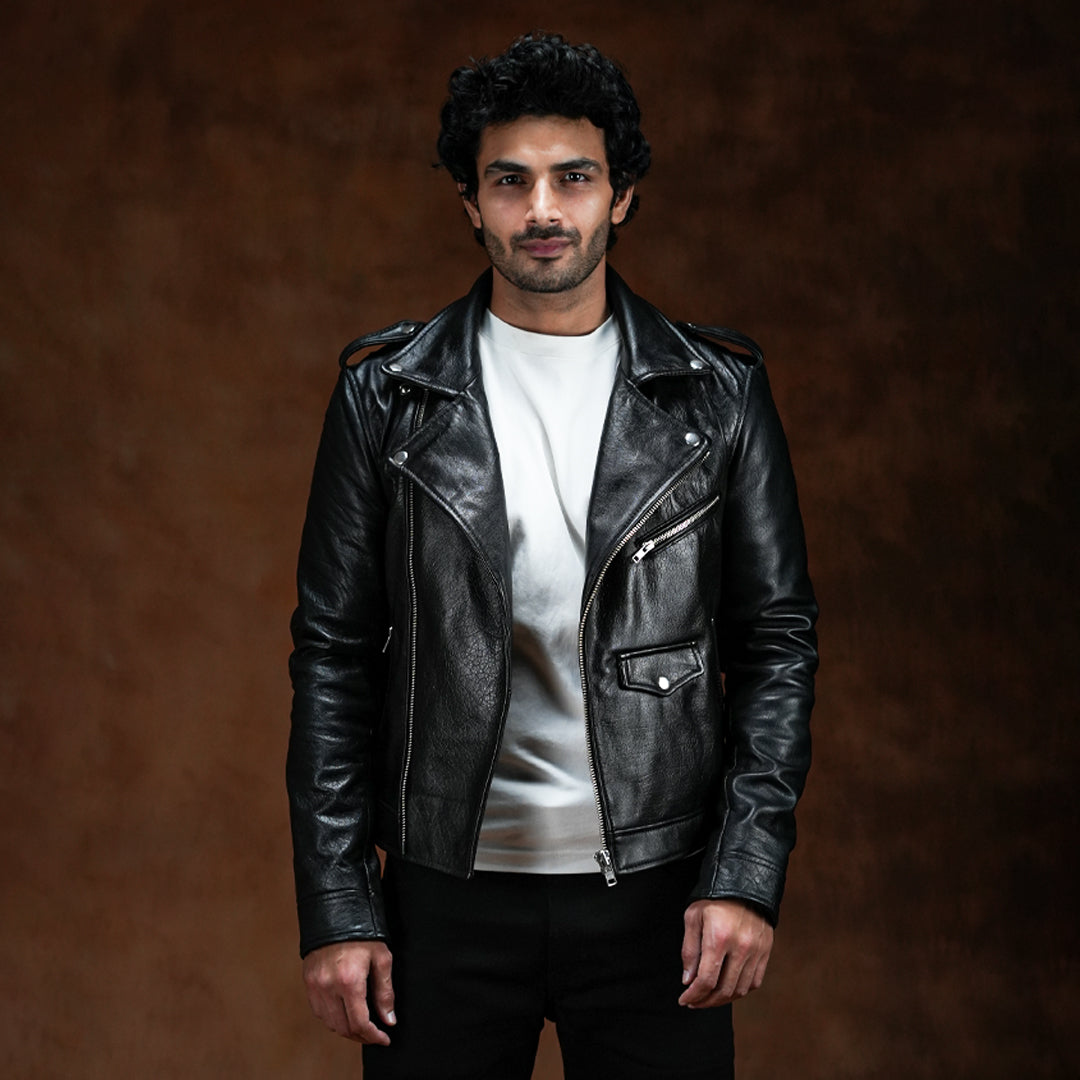 Johnny Jacket (Raven Black)