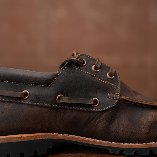 Voyager Boat Shoes ( Vintage Brown ) 229 CRS