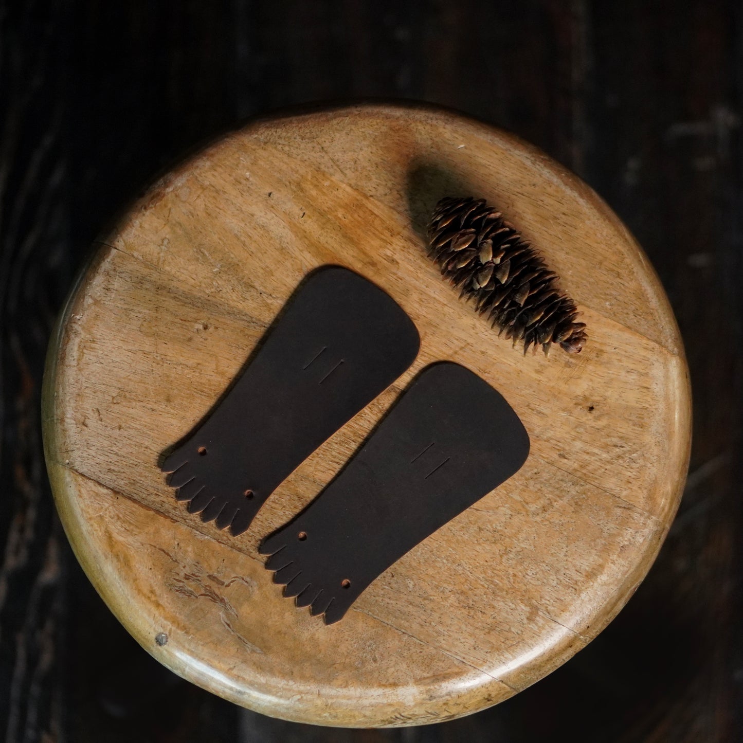 Scissors Kiltie (False Tongue)