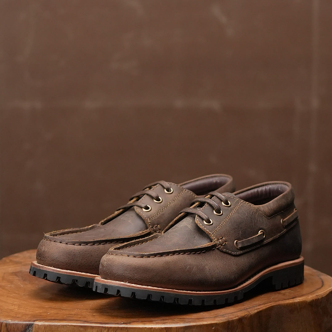Voyager Boat Shoes ( Vintage Brown ) 419 CRS