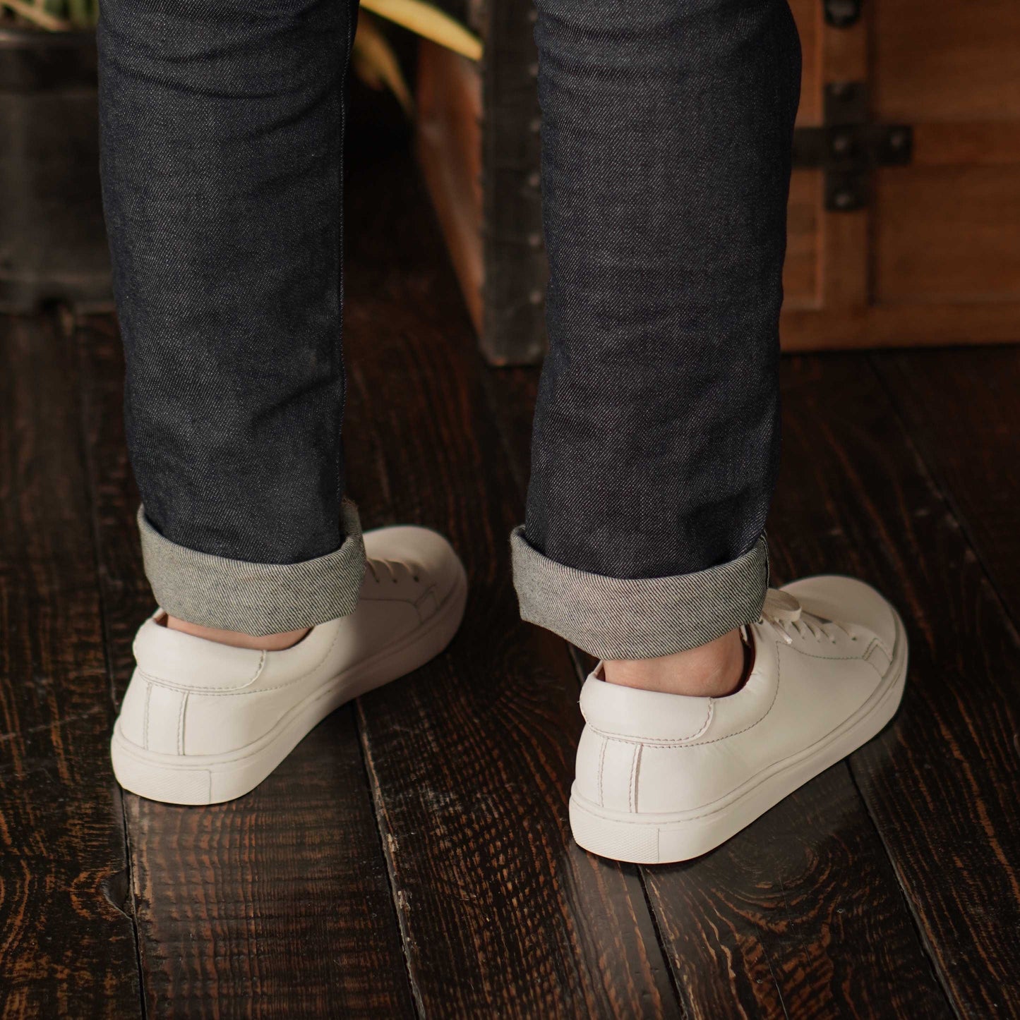 Manhattan Low Top Sneakers (Pearl White)