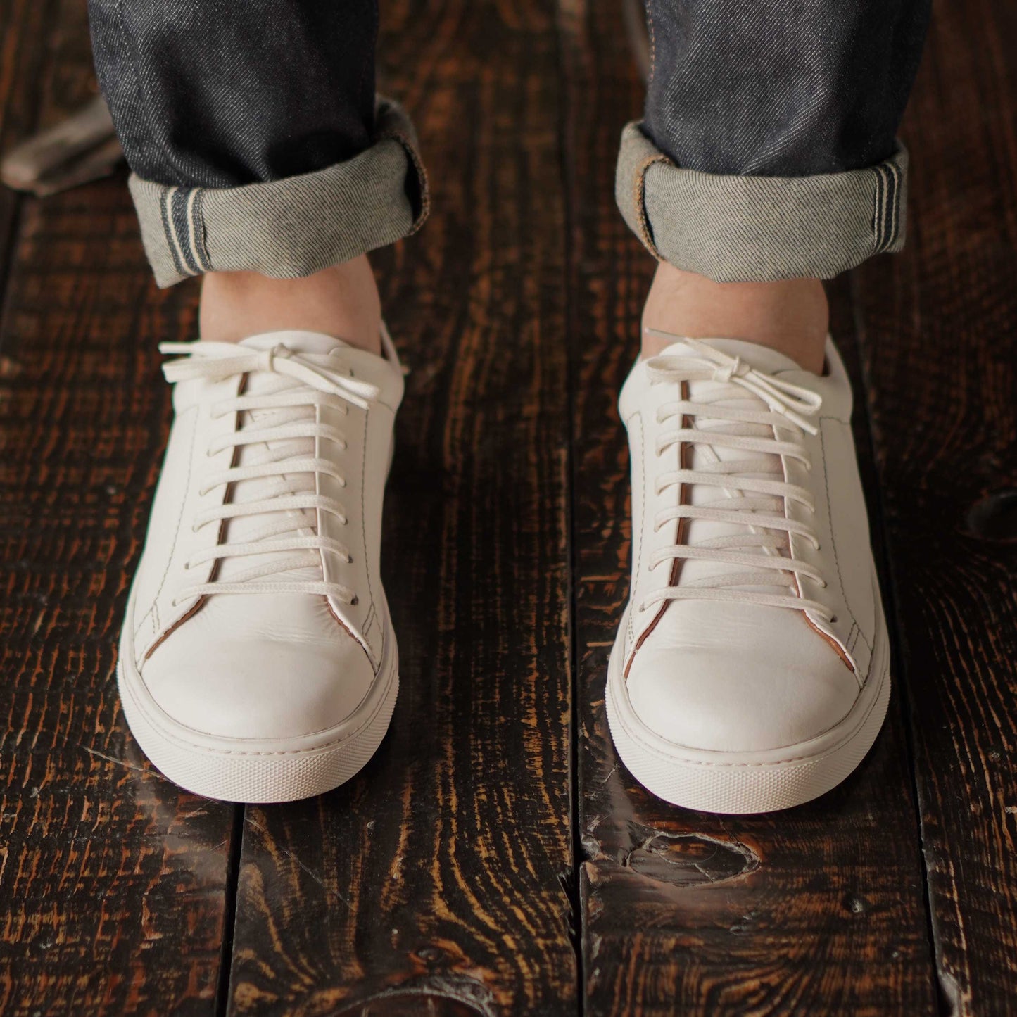 Manhattan Low Top Sneakers (Pearl White)