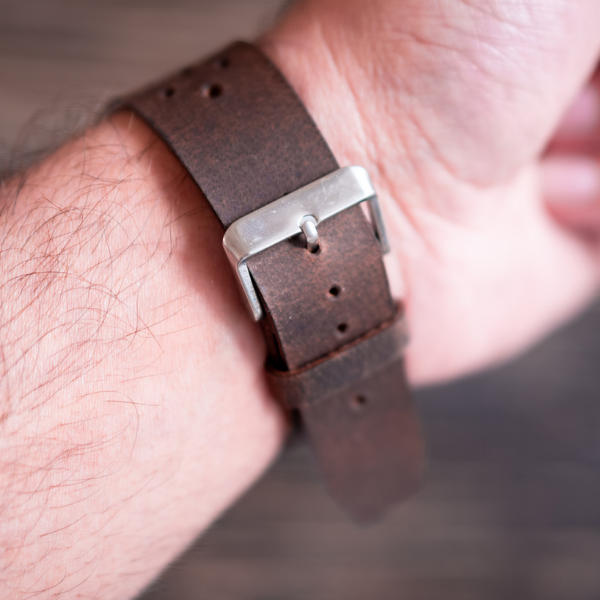 Artisan Apple Watch Leather Strap (Vintage Brown)