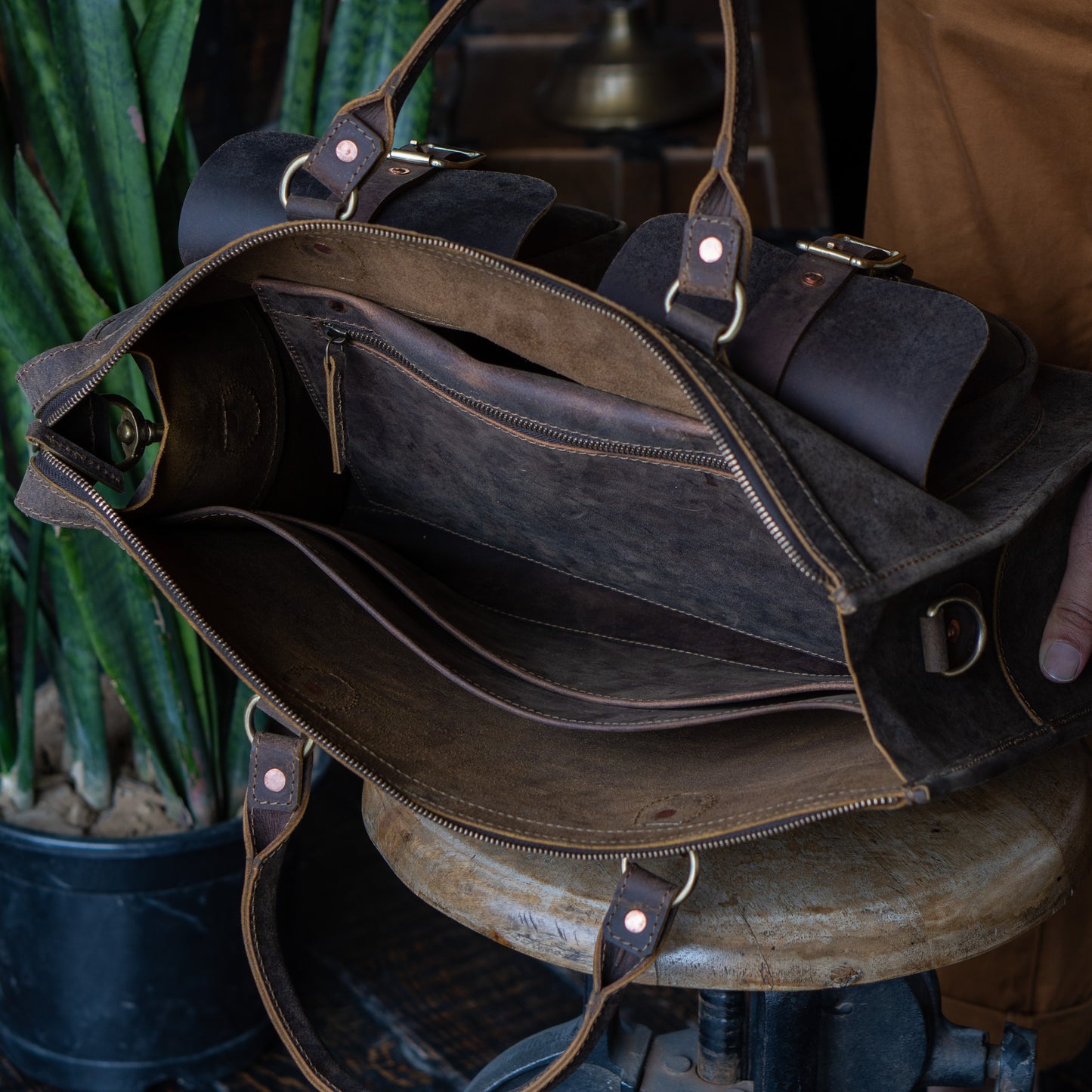 Diplomat Briefcase (Vintage Brown)