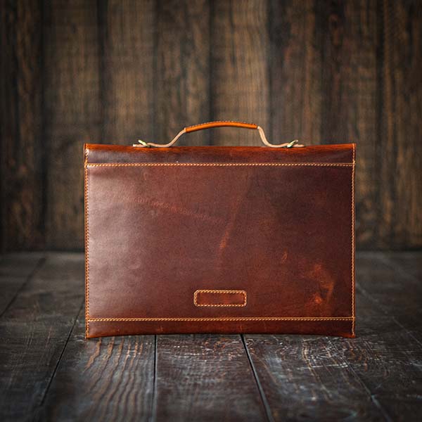 Satchel Sleeve (Saddle Tan)