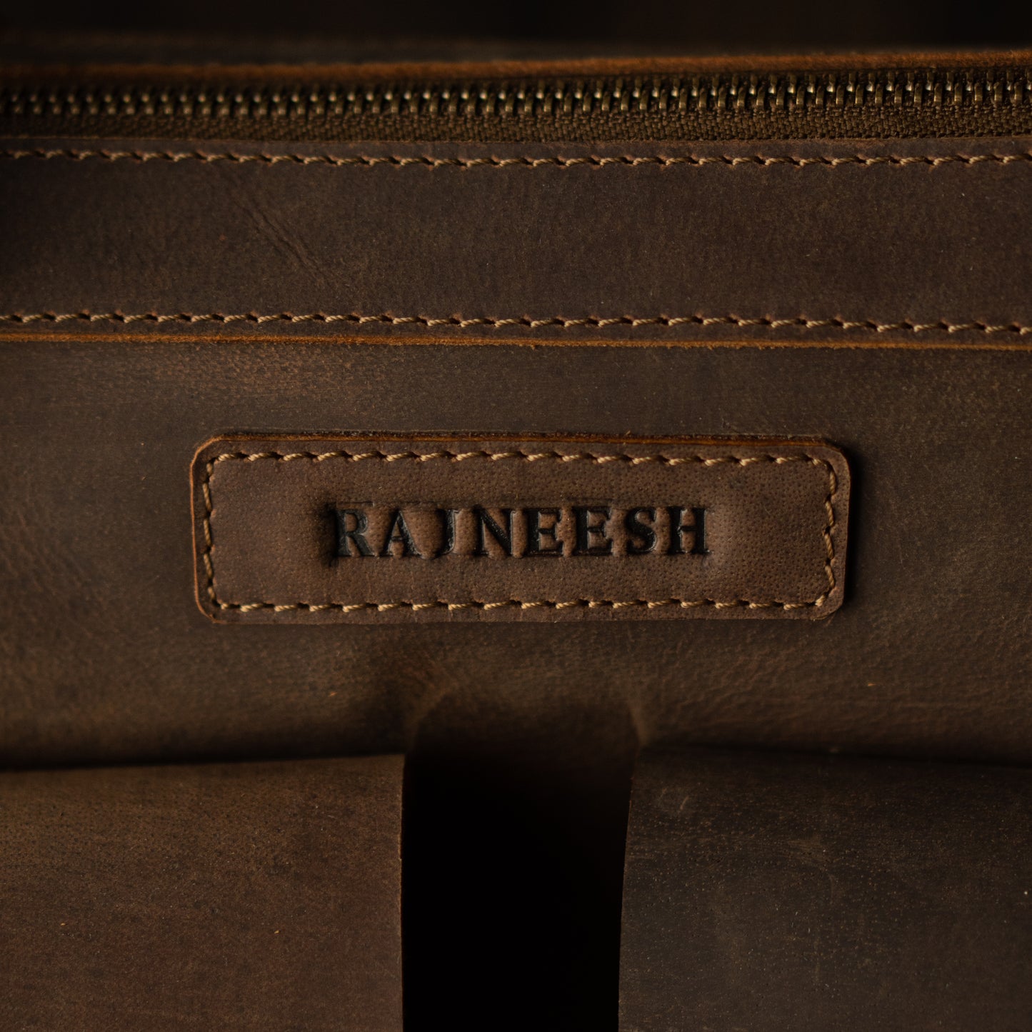 Diplomat Duffle Weekender (Vintage Brown)