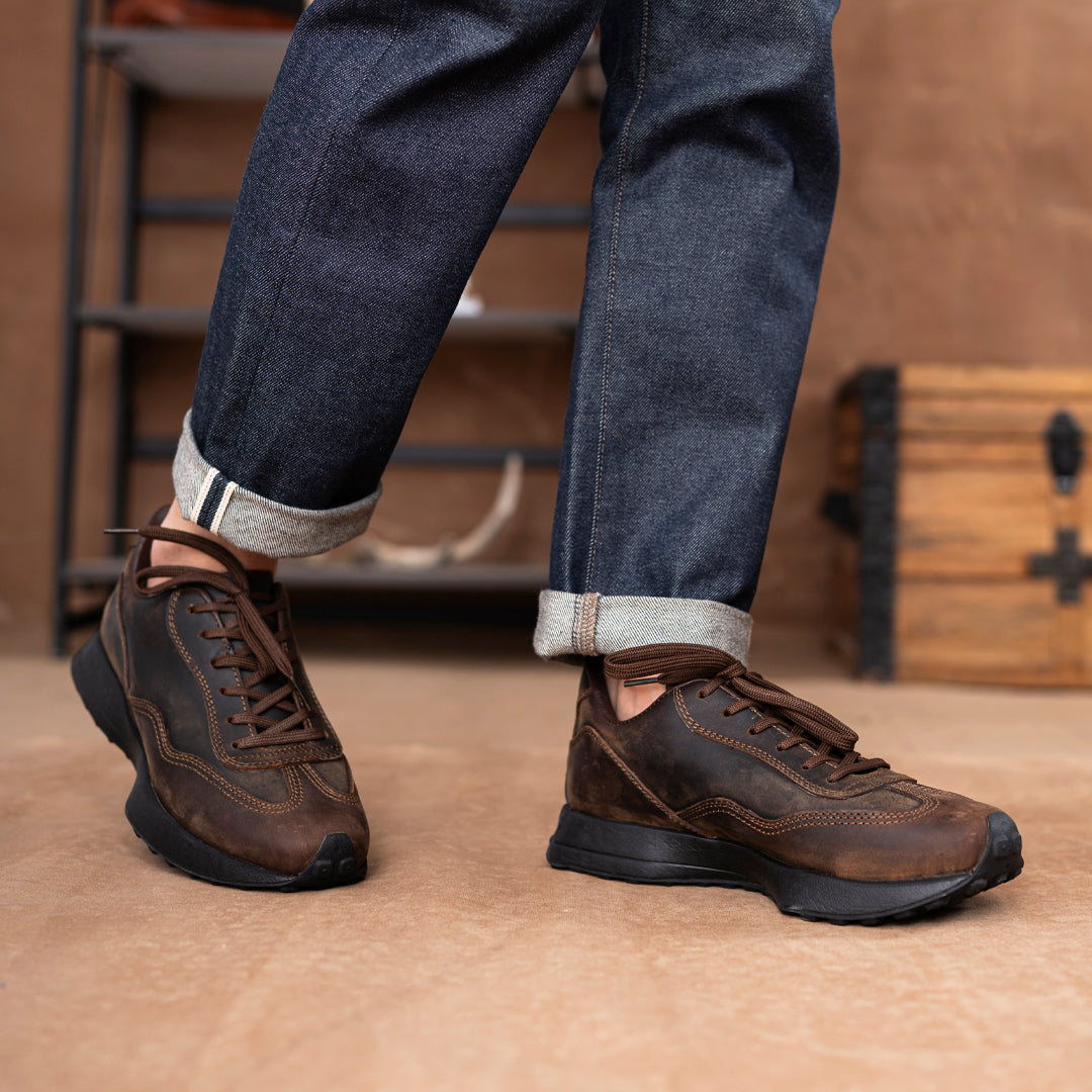 Classic Retro Leather Sneakers (Vintage Brown With Black Sole)