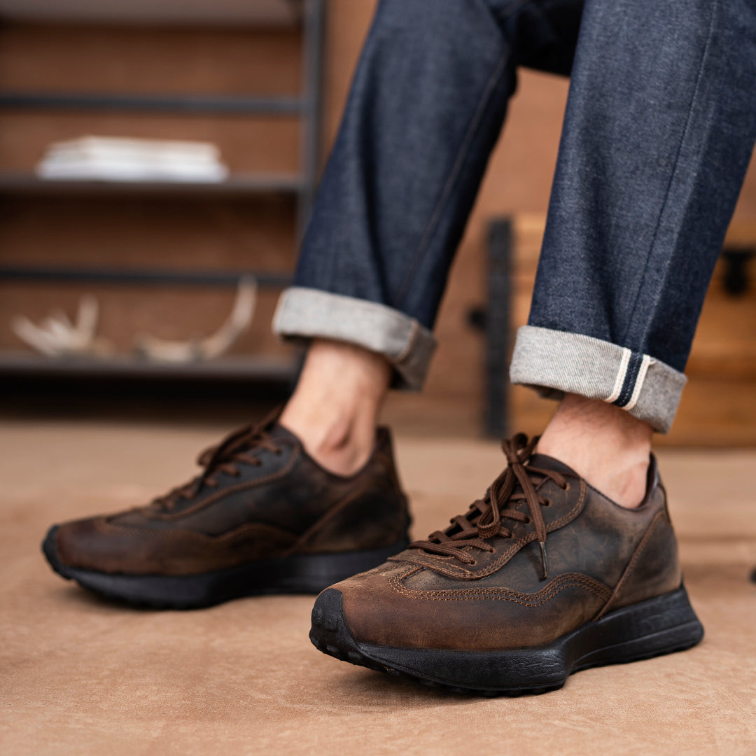 Classic Retro Leather Sneakers (Vintage Brown With Black Sole)