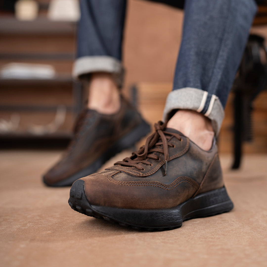 Classic Retro Leather Sneakers (Vintage Brown With Black Sole)