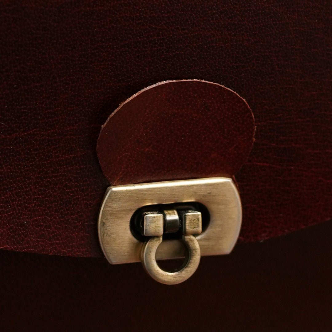 Victoria Handbag (Saddle Tan)