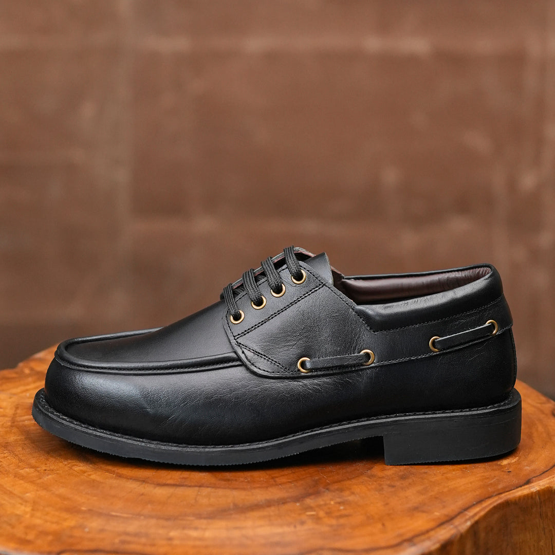 Voyager Boat 2.0 Shoes (Raven Black) Goodyear Welted