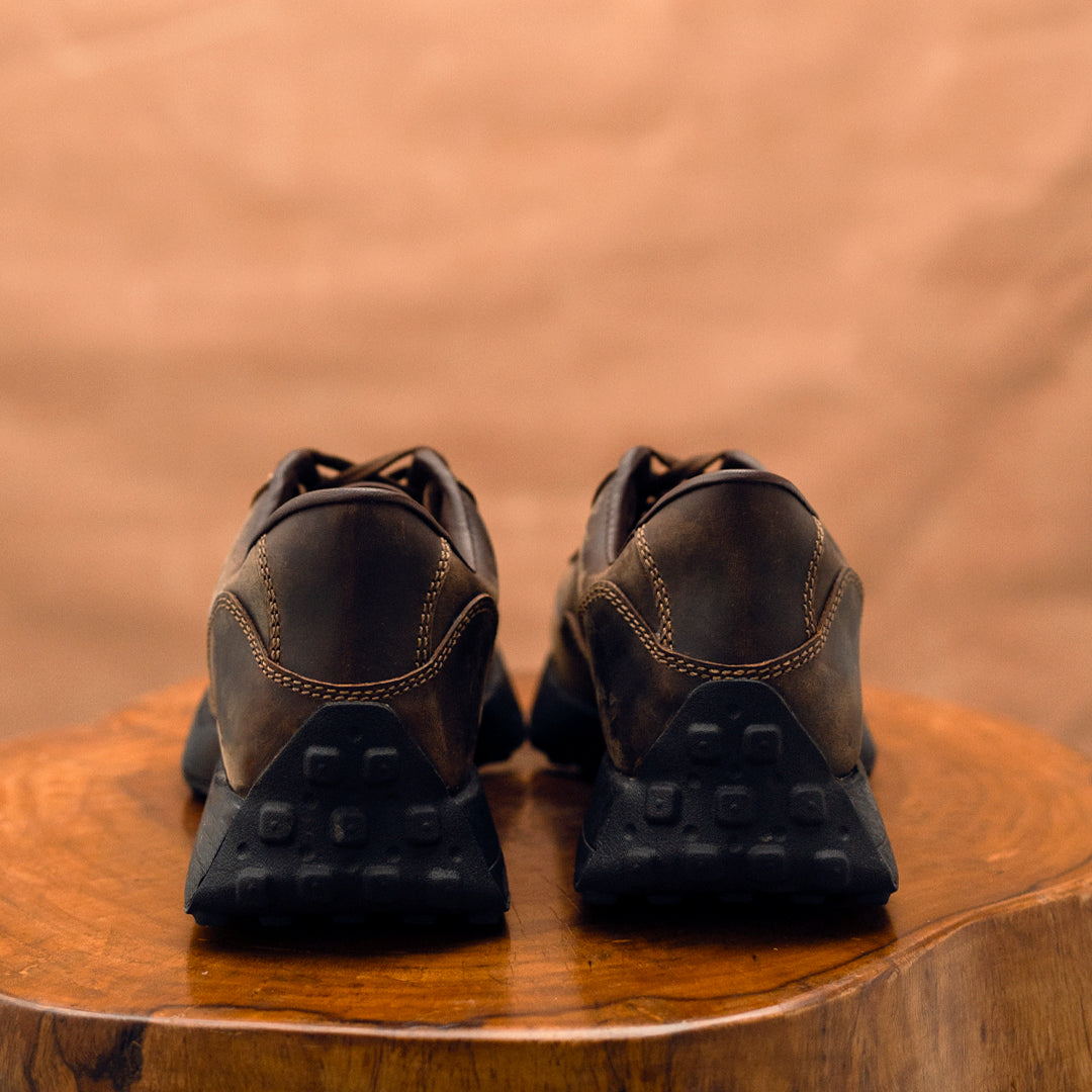 Classic Retro Leather Sneakers (Vintage Brown With Black Sole)