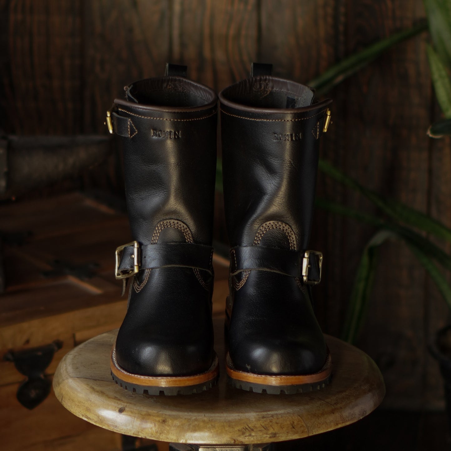 Ingenieurstiefel (Raven Black), rahmengenäht von Goodyear