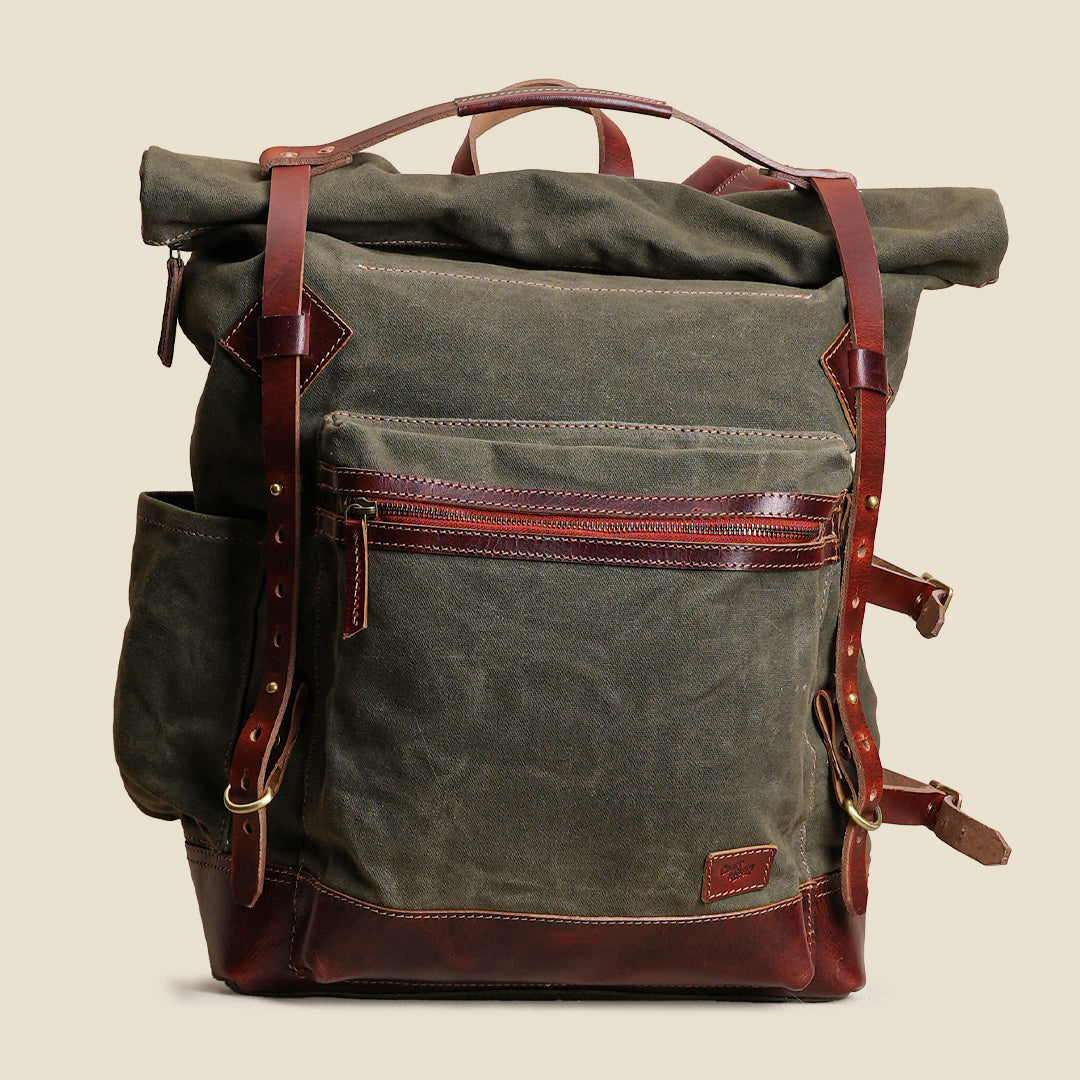 Wolf Pack ( Forest Green )