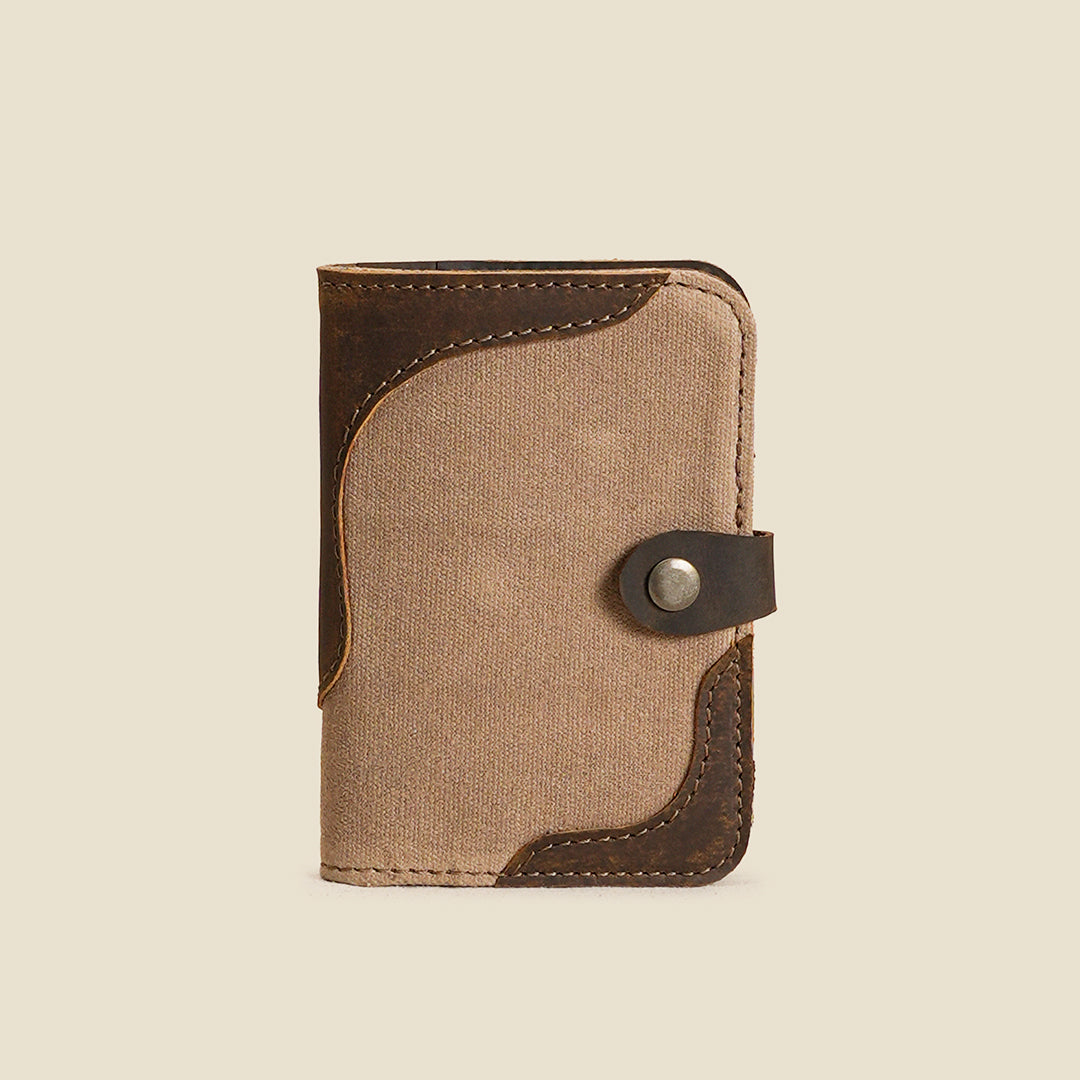 Countryman Passport Holder ( Sandstorm )