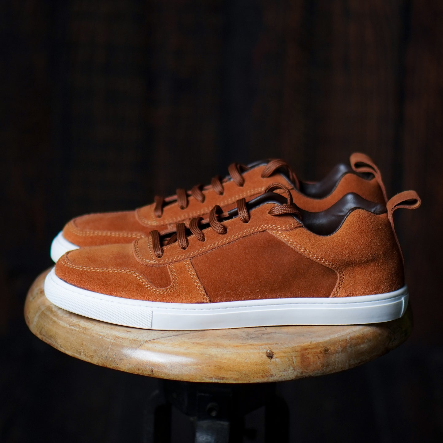 Brooklyn Low Top Sneakers Suede (Caramel Tan)