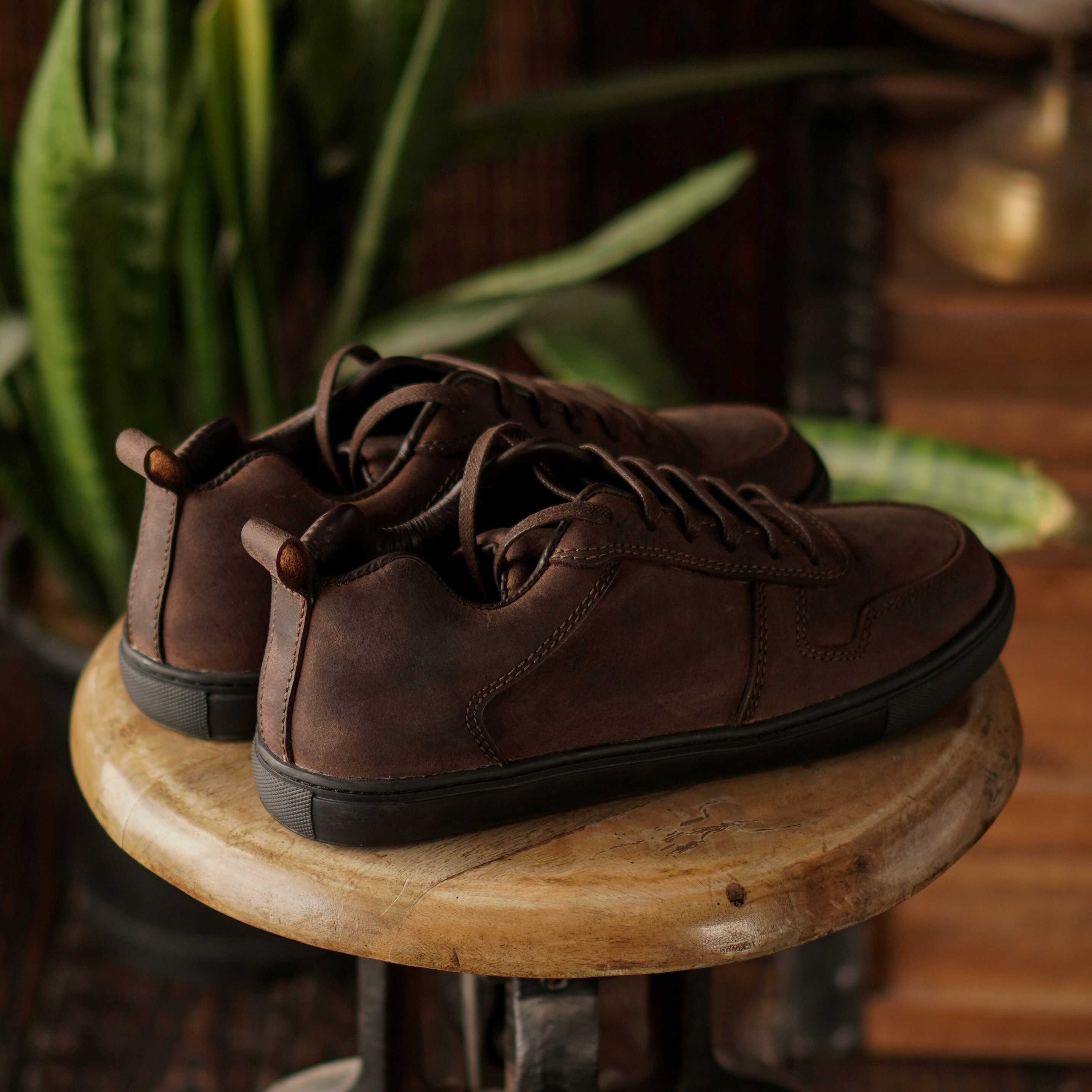 Brooklyn Low Top Sneakers Vintage Brown Craft Glory