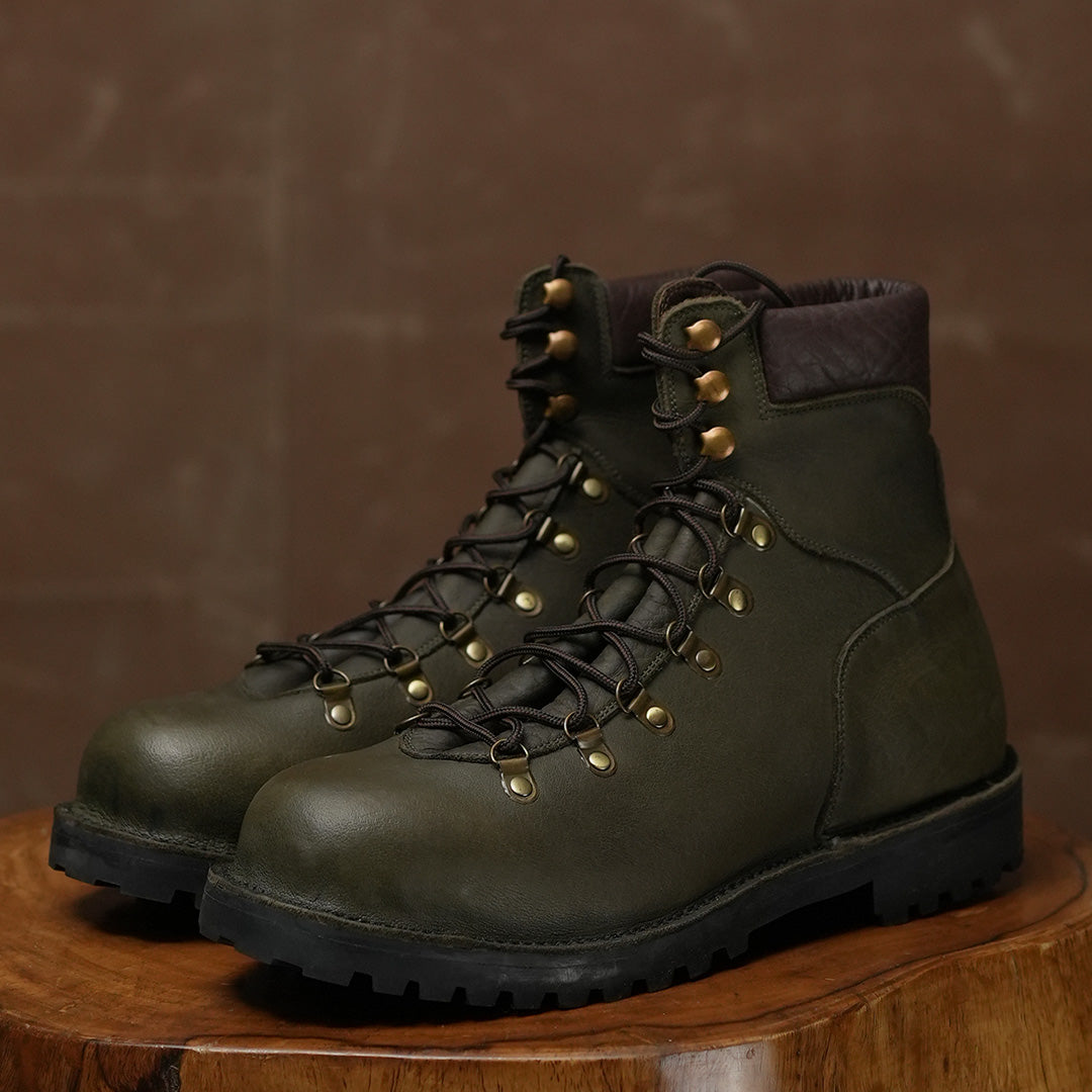 Himalayan Hiker ( Moss Green ) 548 CRS
