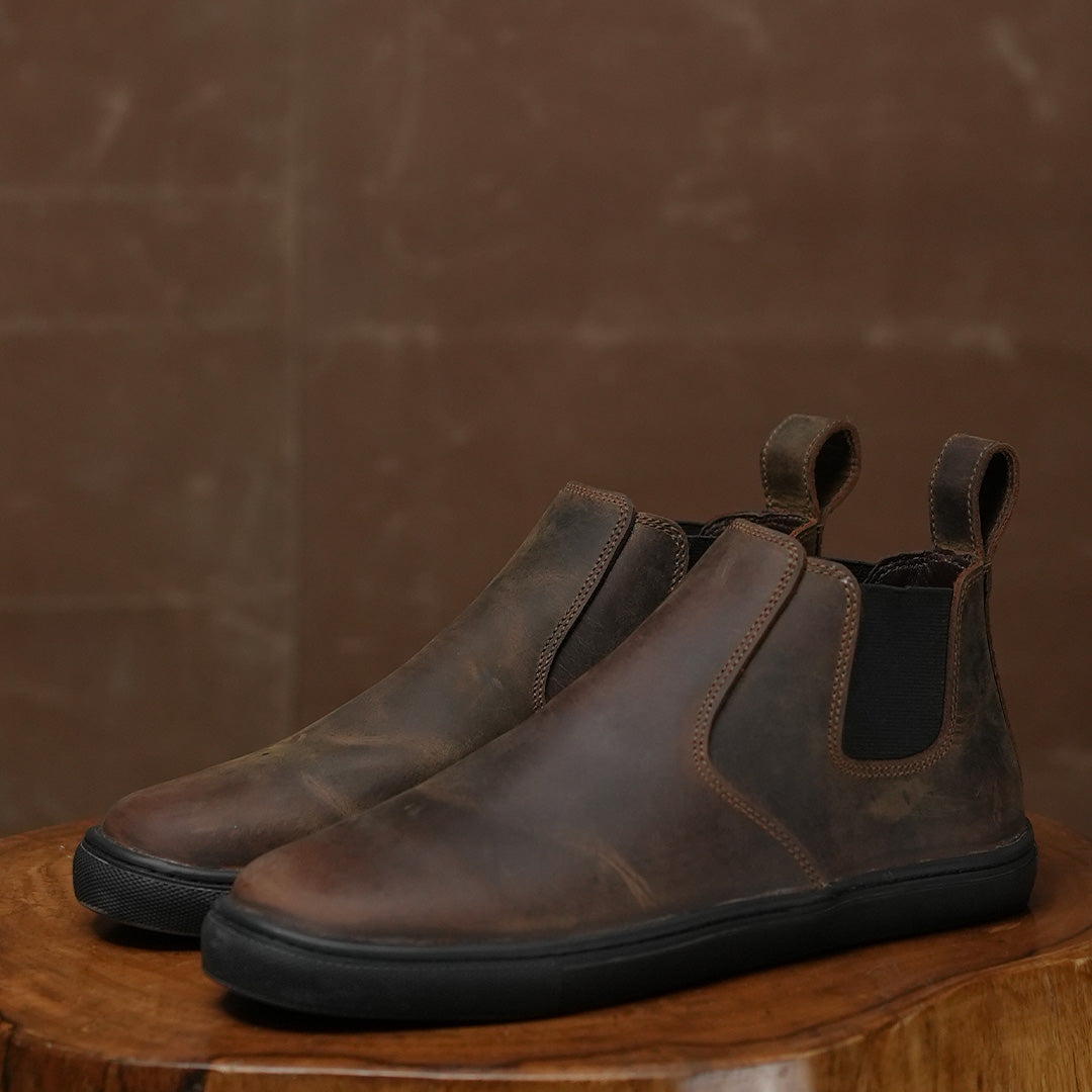 Chelsea Sneakers ( Vintage Brown ) 572 CRS