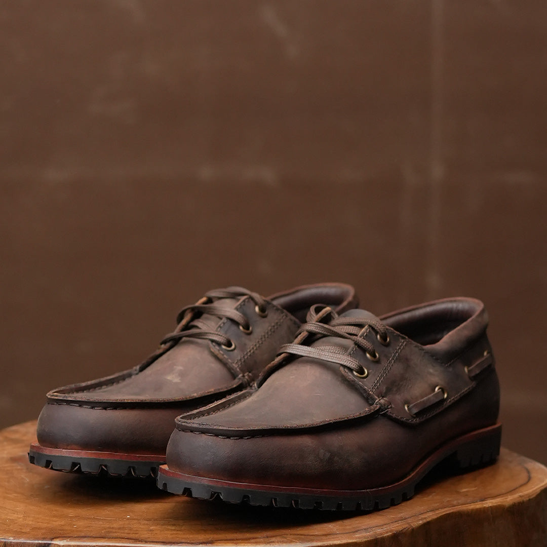 Voyager Boat Shoes ( Vintage Brown ) 490 CRS