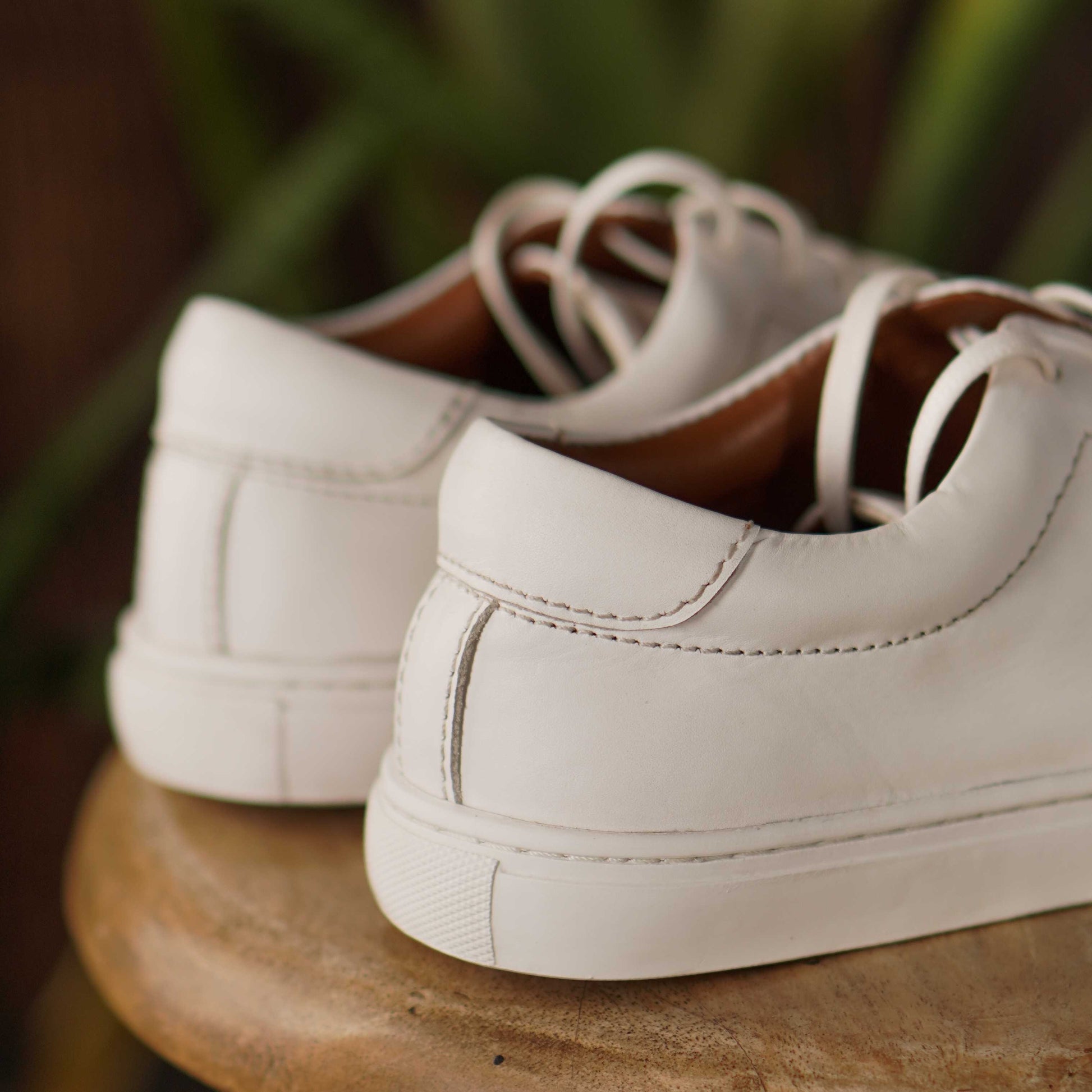 Manhattan Low Top Sneakers (Pearl White) – Craft & Glory