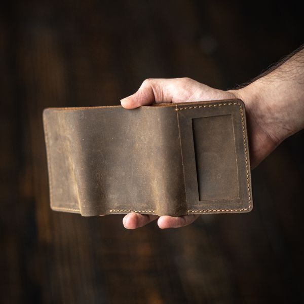Legacy Trifold Wallet (Vintage brown)