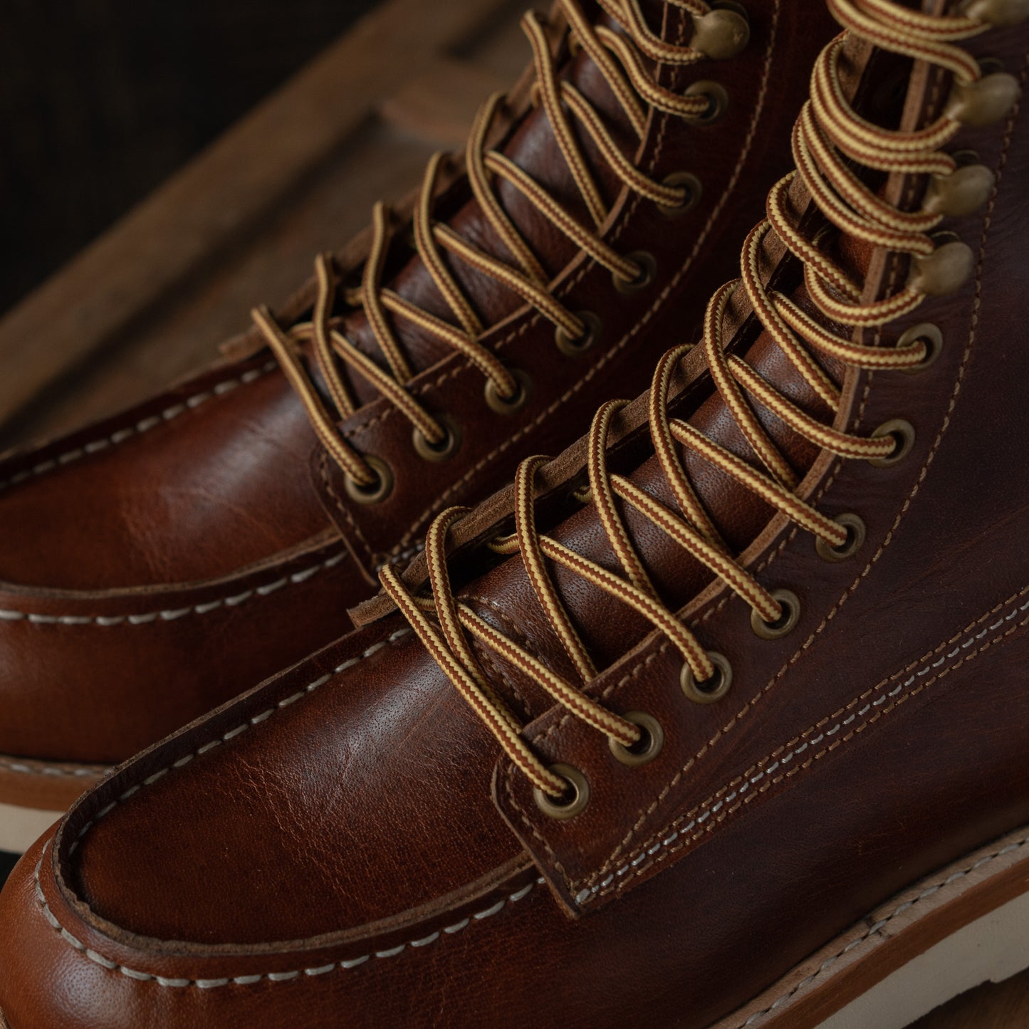 Moc-Toe Logger boots (Saddle Tan) Goodyear Welted