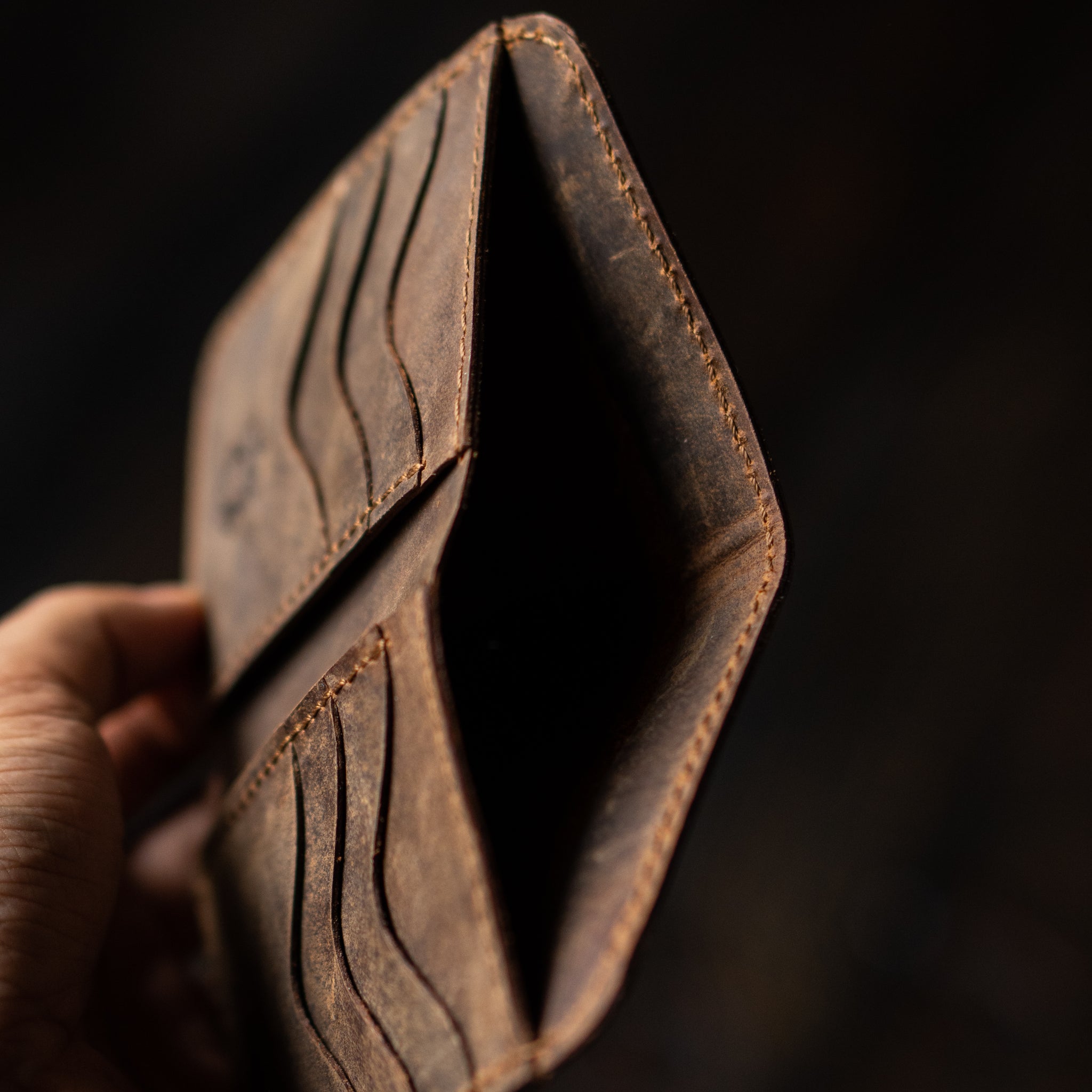 Countryman Vertical Wallet (Vintage Brown)